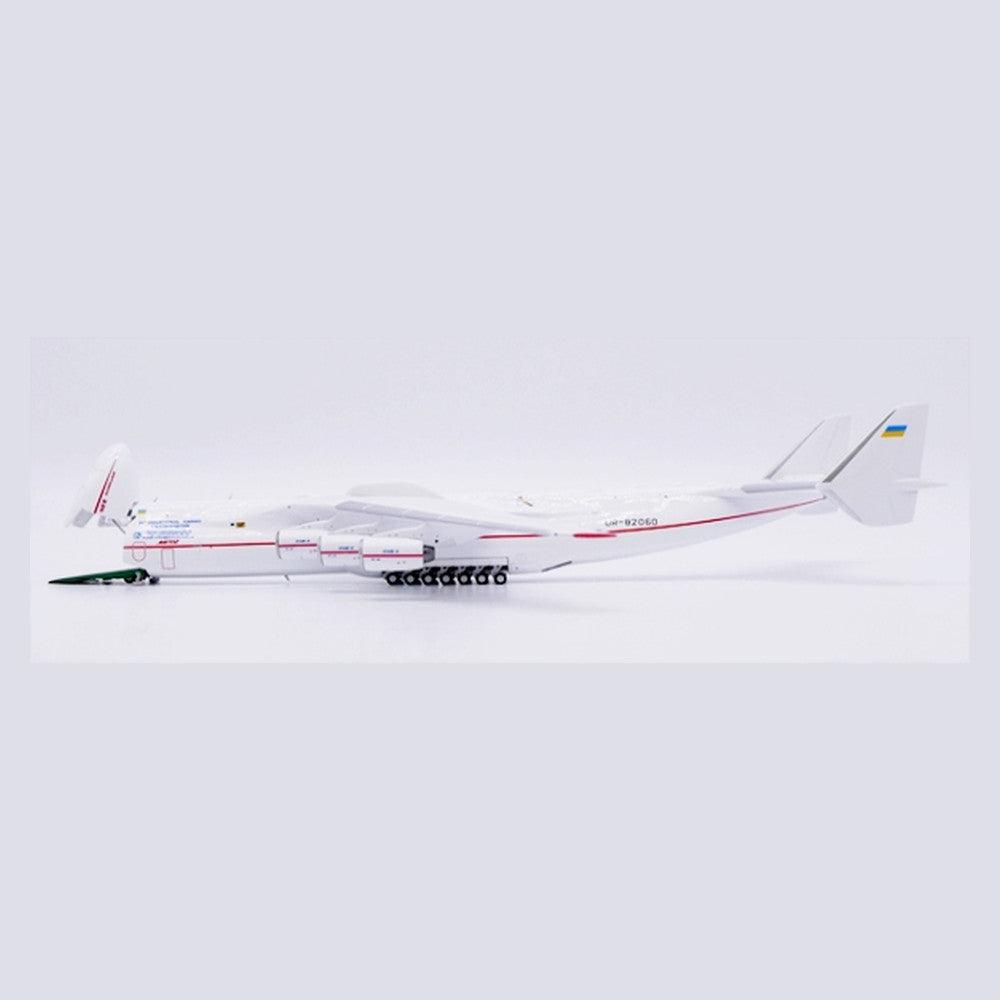 JC Wings 1:400 Antonov Design Bureau An-225 Mriya "Red Stripe" "Interactive Series" Reg: UR-82060 diecast model aircraft — SKU LH4410C
