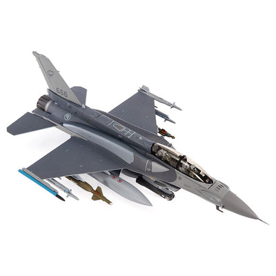 JC Wings Military JCW - 72 - F16 - 019 1:72 F - 16D Republic of Singapore Air Force, 145th Fighter Squadron, 2015