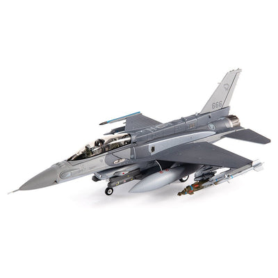 JC Wings Military JCW - 72 - F16 - 019 1:72 F - 16D Republic of Singapore Air Force, 145th Fighter Squadron, 2015