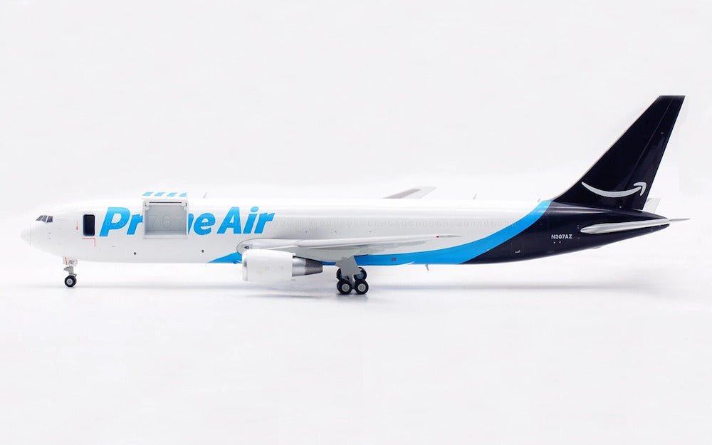 JC Wings SA2018C 1:200 Amazon Prime Air Boeing 767-300ER(BDSF) "Interactive Series" Reg: N307AZ