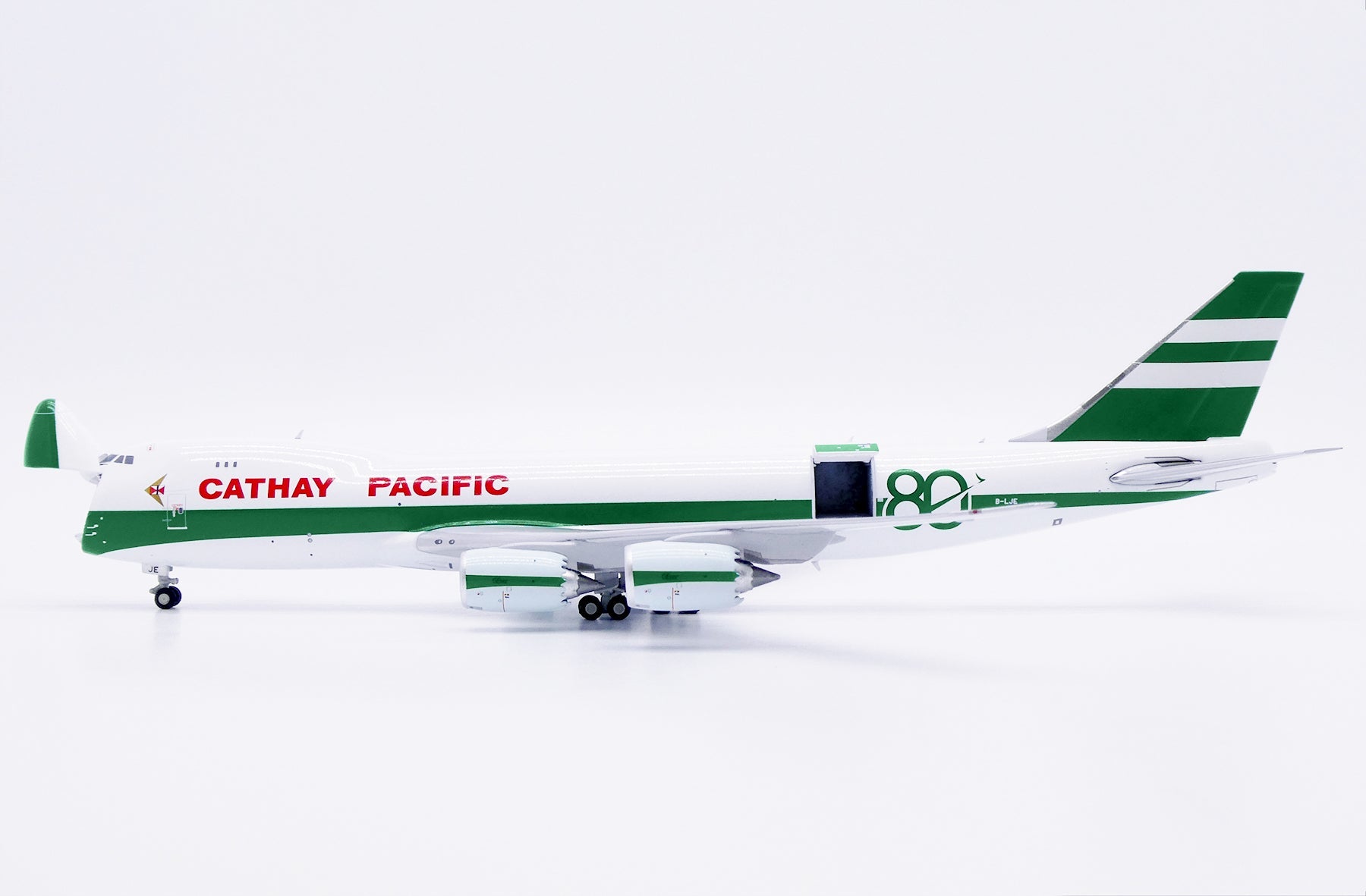 JC Wings SA4115C 1:400 Cathay Pacific Boeing 747-8F "80th Anniversary" "Interactive Series" B-LJE