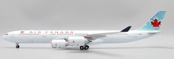 JC Wings XX20212 1:200 Air Canada Airbus A340 - 500 Reg: C - GKOM