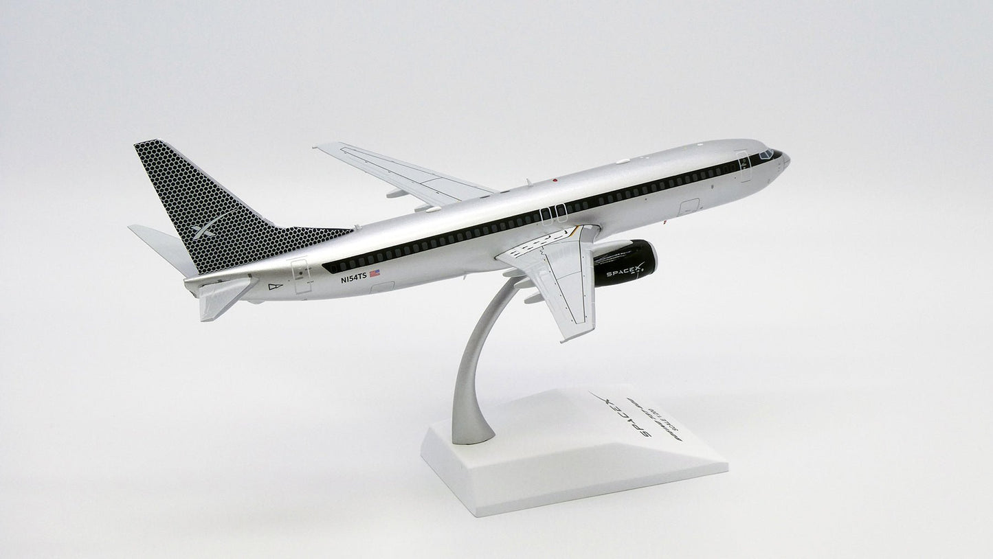 JC Wings XX20558 1:200 SpaceX Boeing 737-800 Reg: N154TS