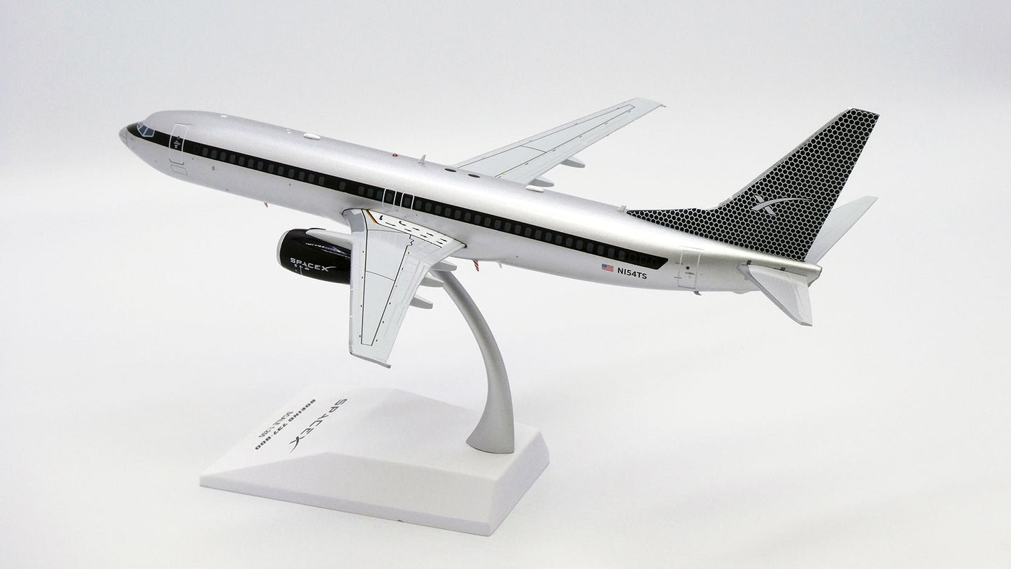 JC Wings XX20558 1:200 SpaceX Boeing 737-800 Reg: N154TS
