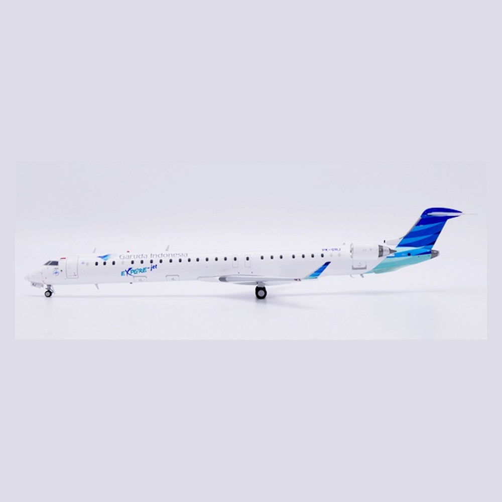 JC Wings 1:200 Garuda Indonesia Bombardier CRJ-1000ER "Explore-jet" Reg: PK-GRJ diecast model aircraft — SKU XX20567