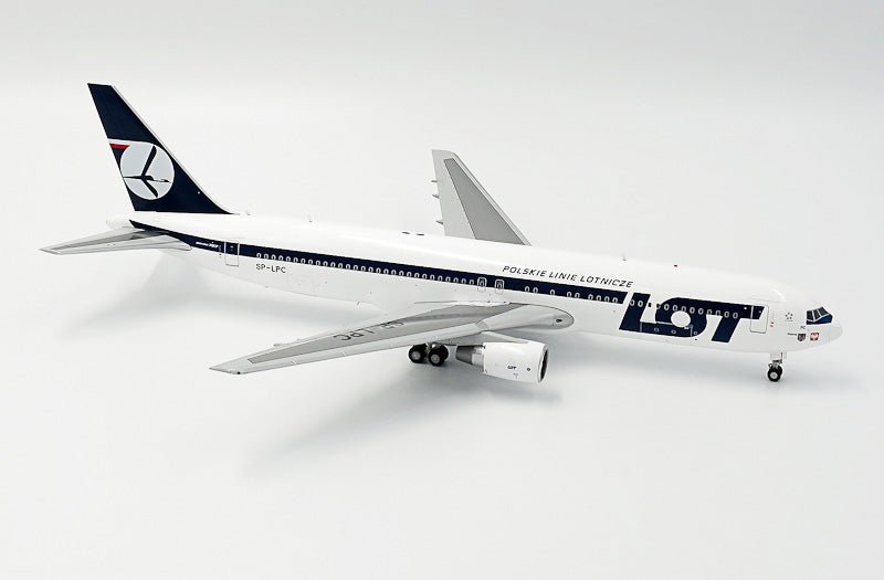 JC Wings XX2165 1:200 LOT Polish Airlines Boeing 767 - 300ER SP - LPC