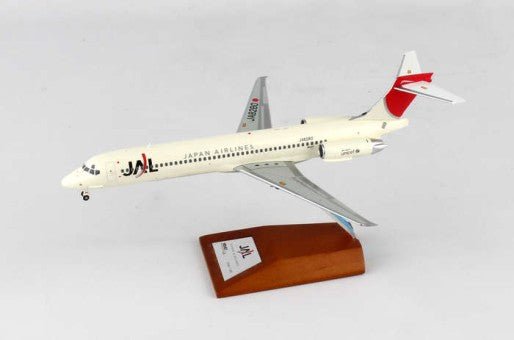 JC Wings XX2912 1:200 JAL MD - 87 JA8280 "Unicef"