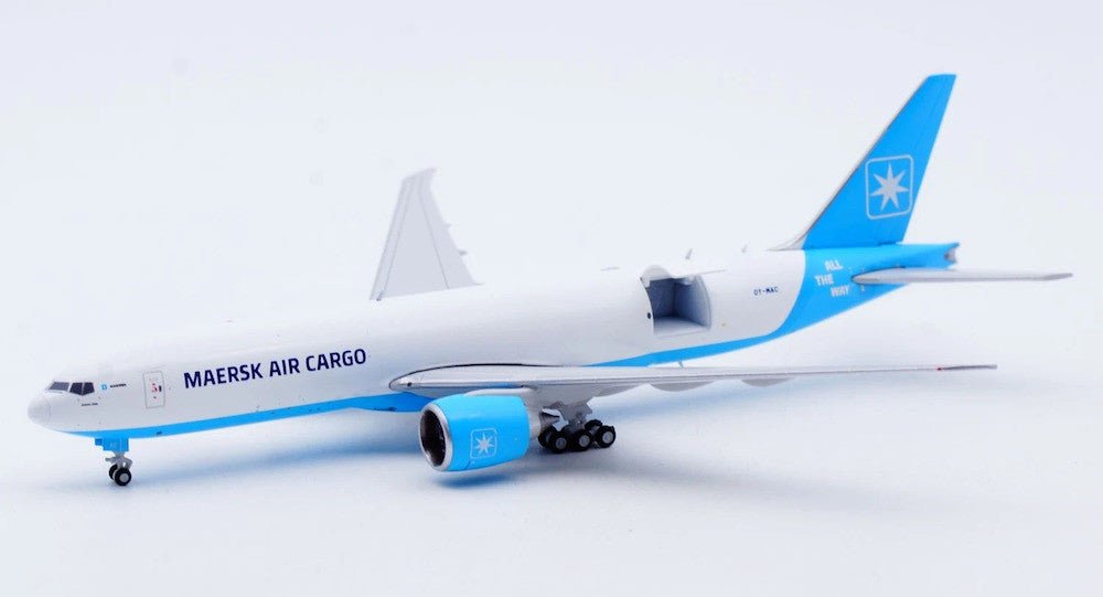 JC Wings XX40289C 1:400 Maersk Air Cargo Boeing 777F "Interactive Series" OY-MAC
