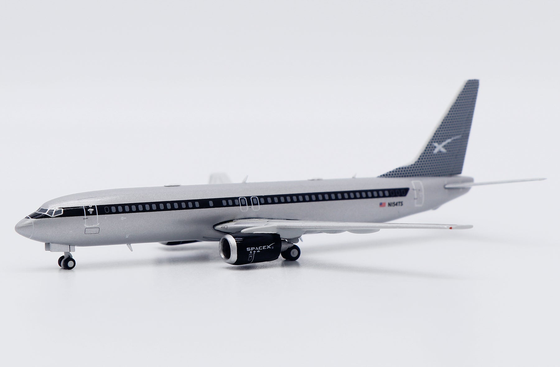 JC Wings XX40316 1:400 SpaceX Boeing 737-800 Reg: N154TS
