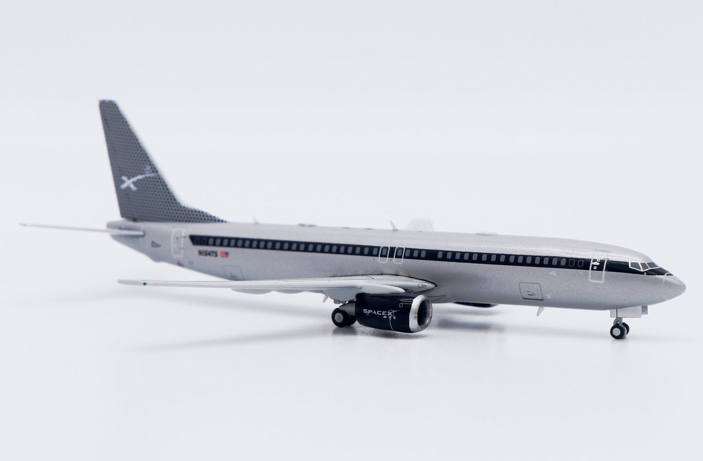 JC Wings XX40316 1:400 SpaceX Boeing 737-800 Reg: N154TS