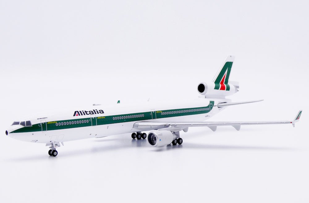 JC Wings XX40588 1:400 Alitalia McDonnell Douglas MD-11 Reg: I-DUPD