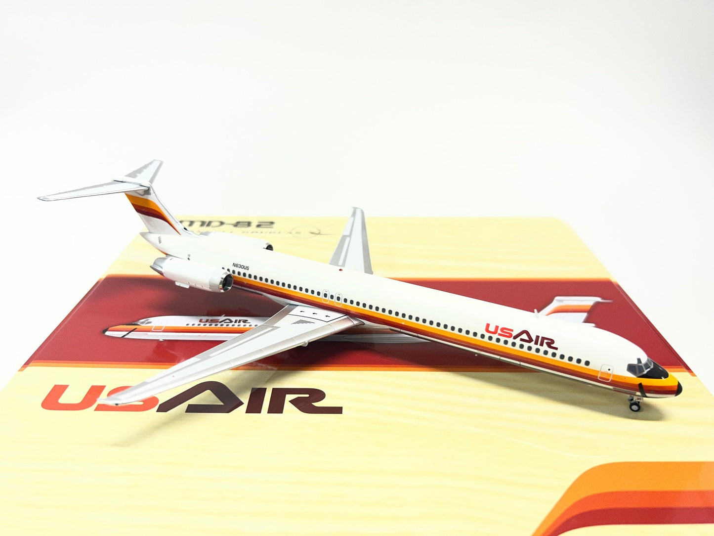 Jet-X Models JX024-2-009 1:200 US Air MD-83 Polished N830US