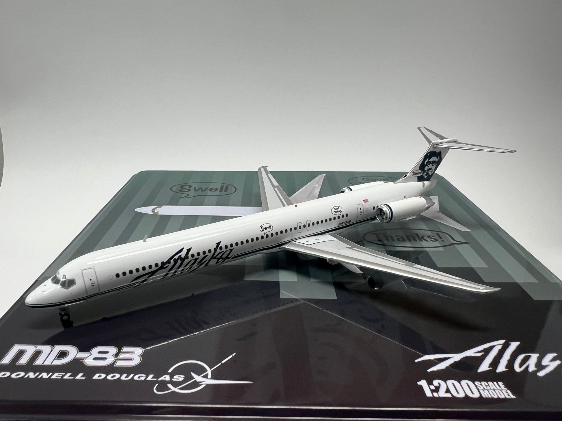 Jet-X Models JX024-2-014 1:200 Alaska MD-83 New Color N933AS