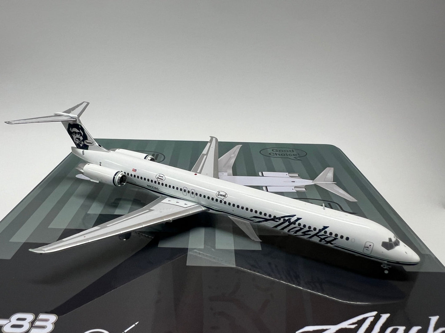 Jet-X Models JX024-2-014 1:200 Alaska MD-83 New Color N933AS