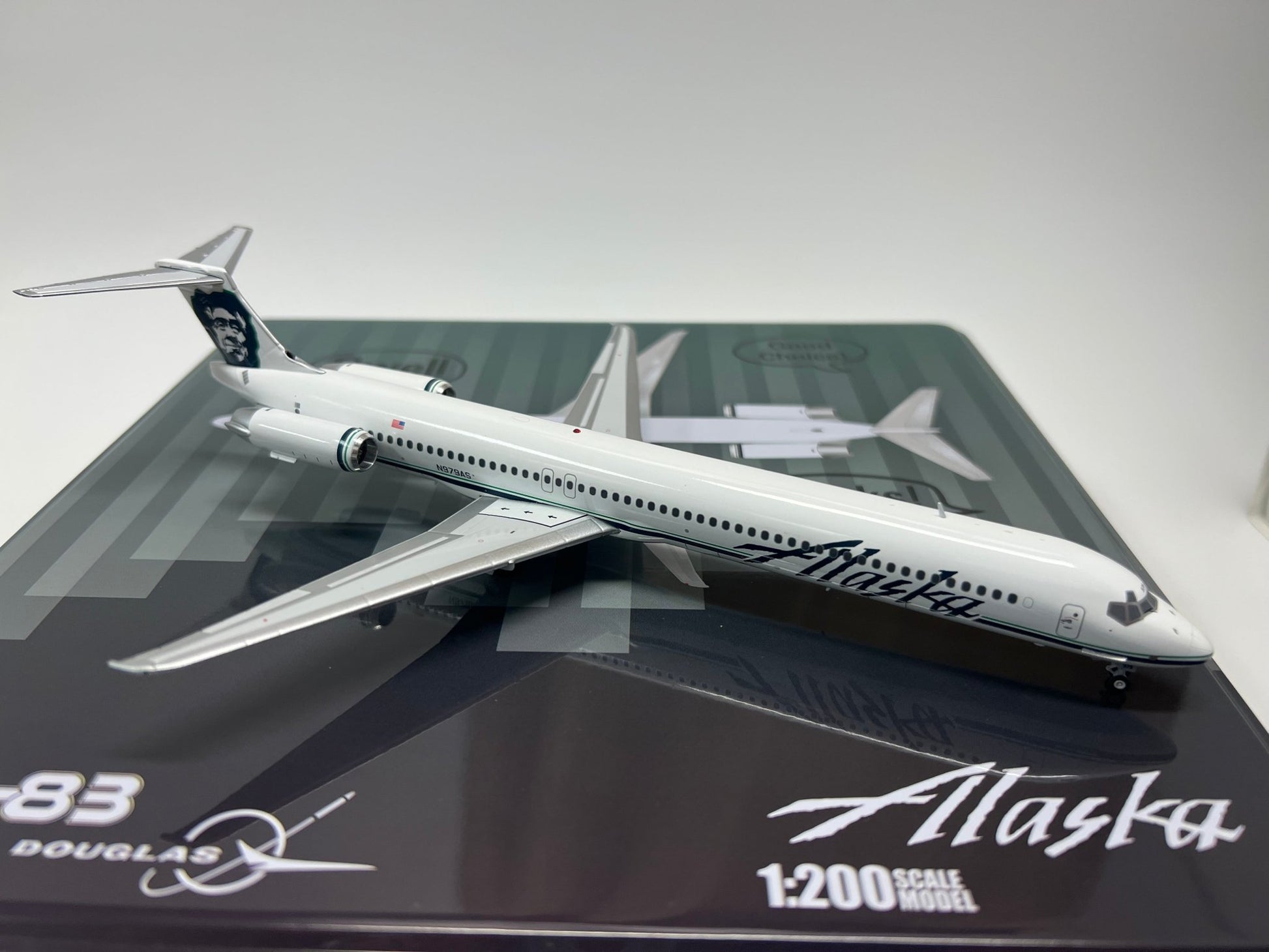 Jet-X Models JX024-2-015 1:200 Alaska MD83 N979AS