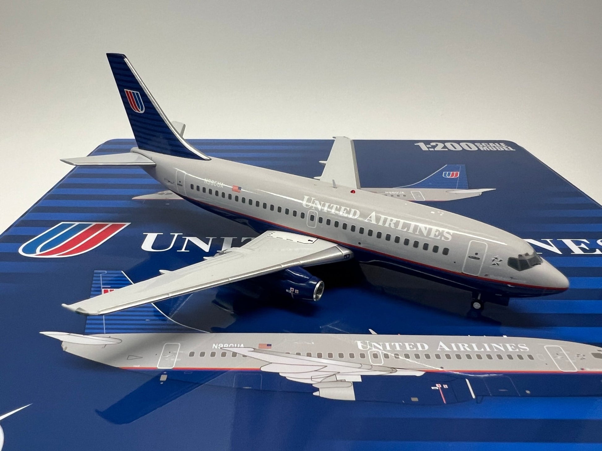 Jet-X Models JX024-2-021 1:200 United Airlines B737-200 N980UA