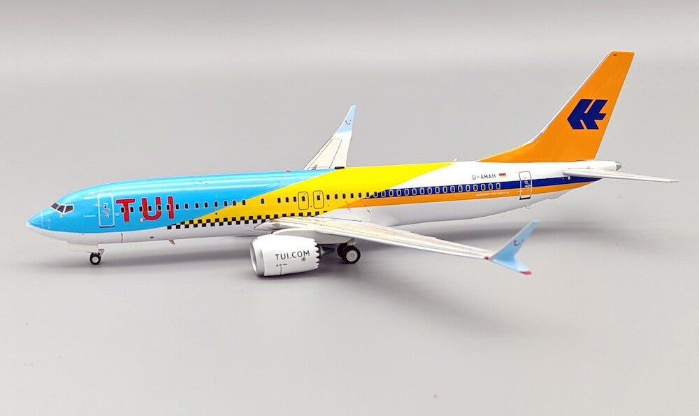 JFox JF - 737 - 8M - 010 1:200 TUIfly Boeing 737 - 8 Max "50 Years Livery" D - AMAH