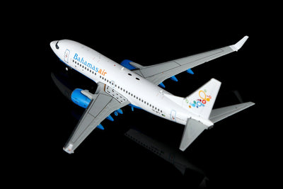 Legacy Jets 1:400 scale Bahamasair Boeing 737-700 C6-BFY diecast model airplane