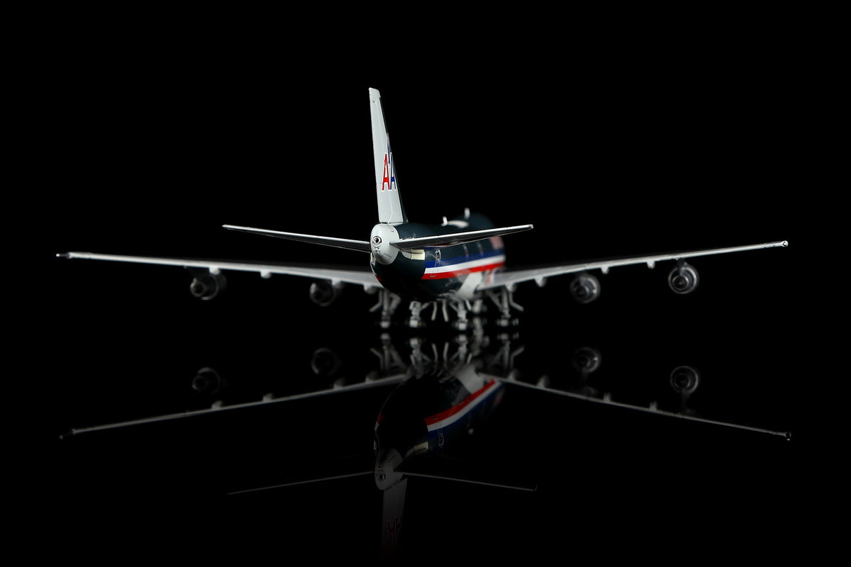 Legacy Jets 1:400 scale American/Pan Am Hybrid Boeing 747-100 N740PA diecast model airplane