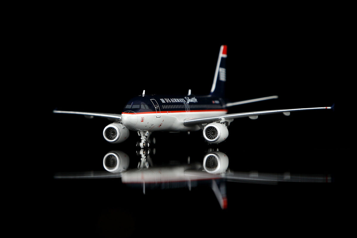 Legacy Jets 1:400 scale US Airways "Shuttle" Airbus A320 N105UW diecast model airplane