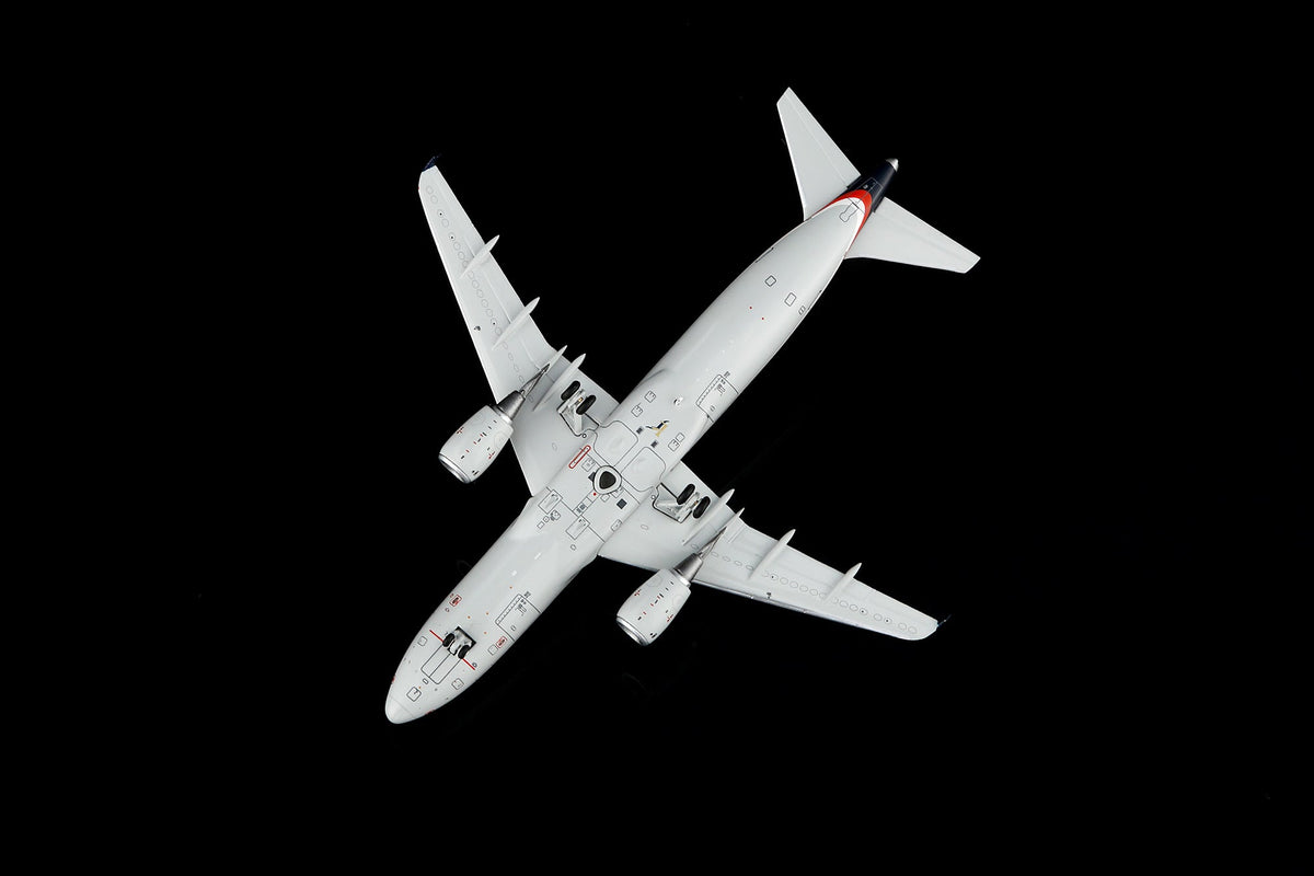 Legacy Jets 1:400 scale US Airways "Shuttle" Airbus A320 N105UW diecast model airplane