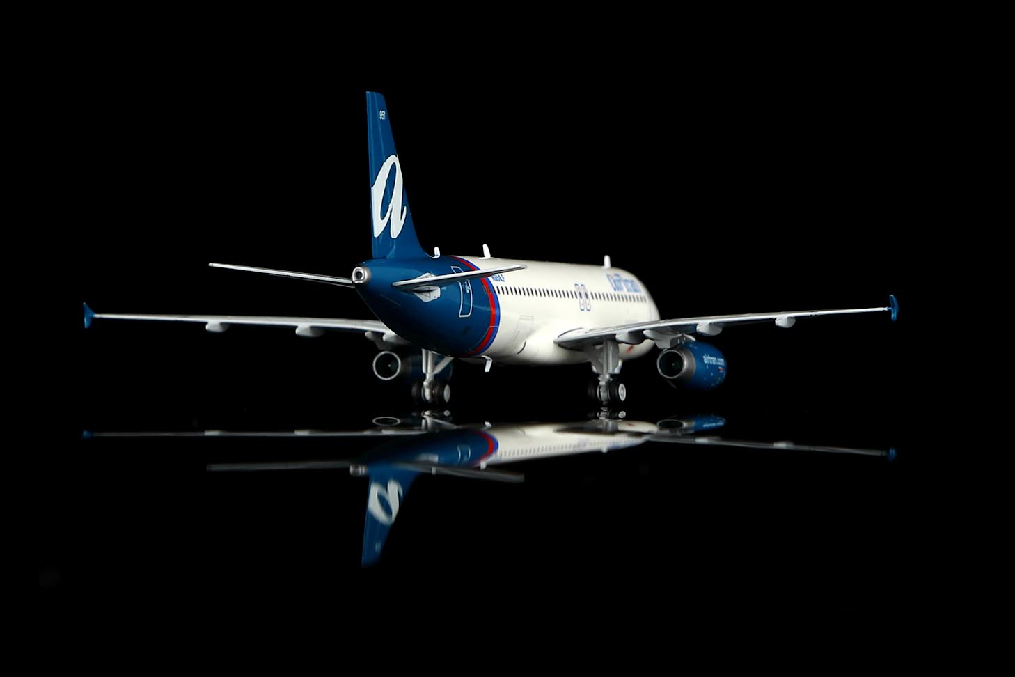 Airbus A320 Model Aircraft | Diecast 1:200 & 1:400 scales – MTS