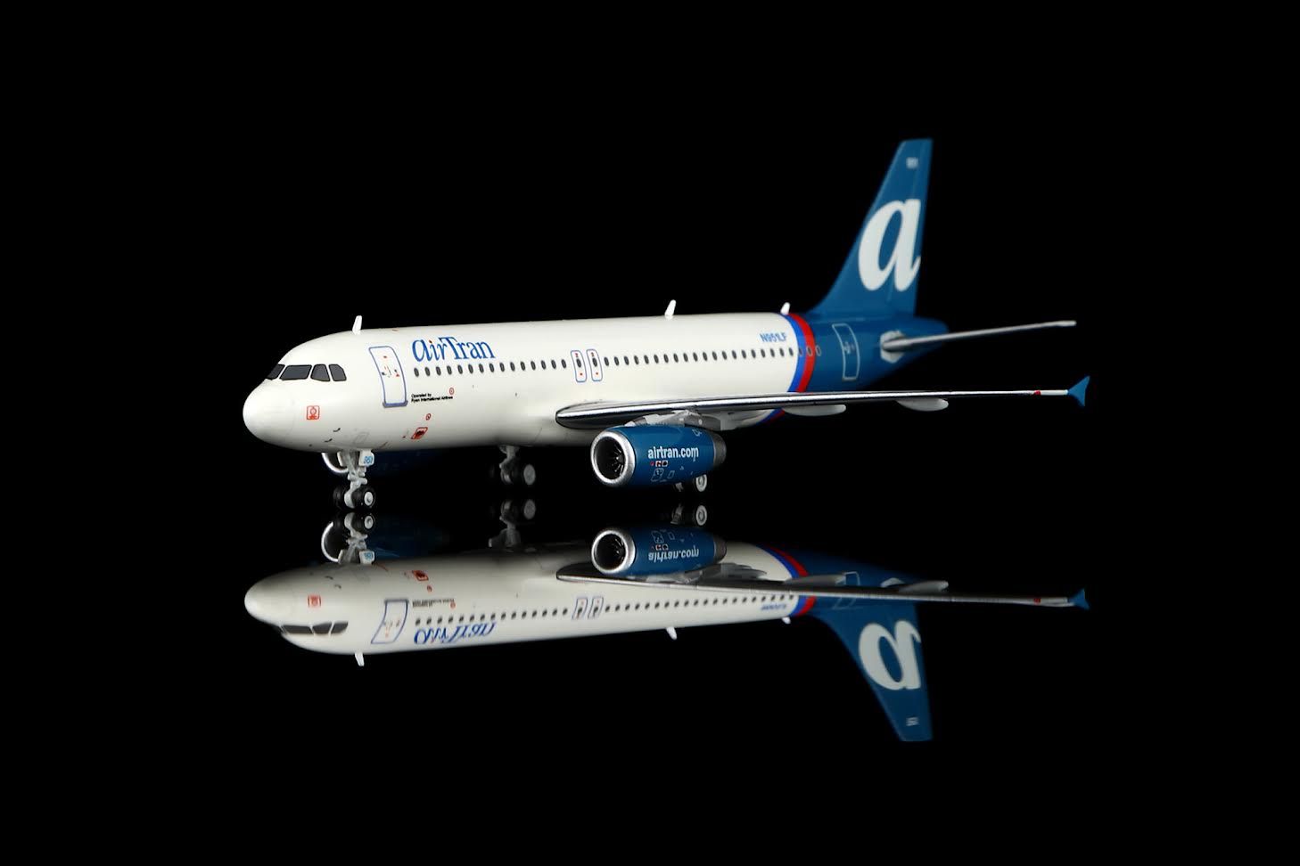 Legacy Jets LJ11516 - 6 1:400 Scale AirTran Airbus A320 - 233 N951LF