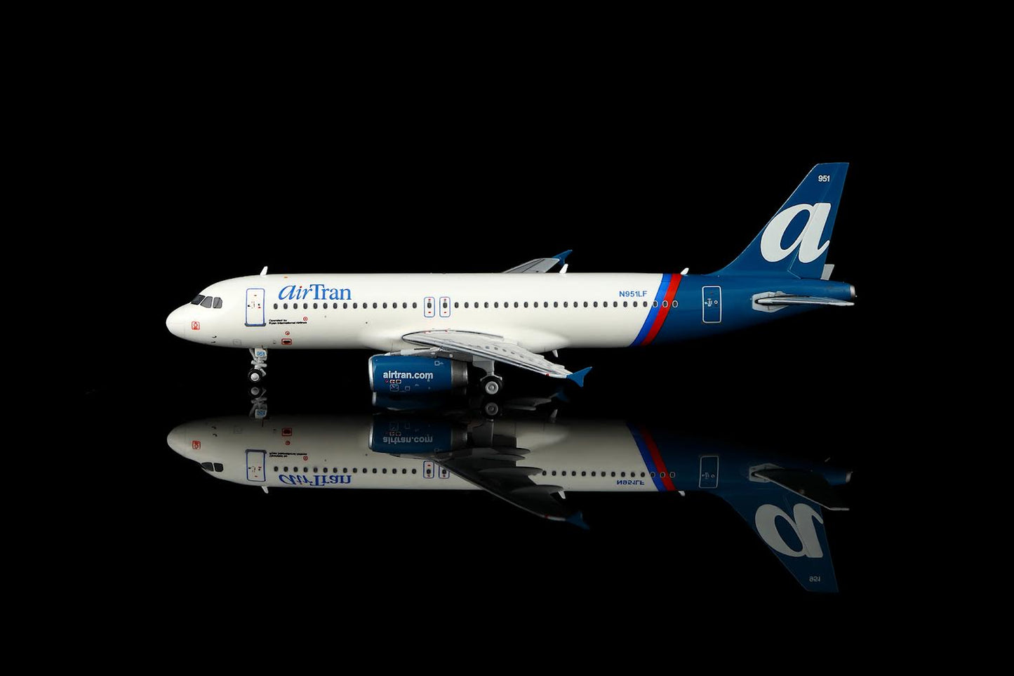 Legacy Jets LJ11516 - 6 1:400 Scale AirTran Airbus A320 - 233 N951LF