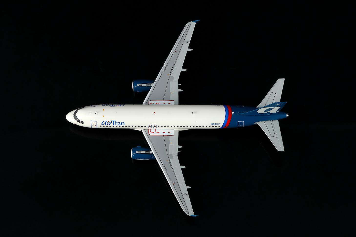 Legacy Jets LJ11516 - 6 1:400 Scale AirTran Airbus A320 - 233 N951LF