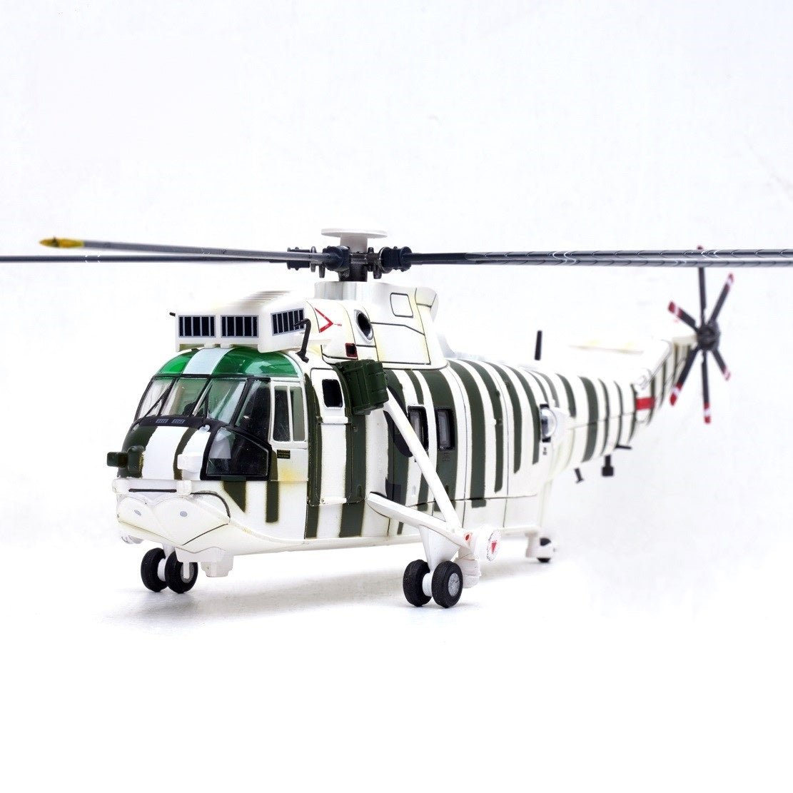 Legion Models LEG-14008LI 1:72 Westland Sea King HC.4 ZF118, 845 Naval Air Squadron, British Royal Navy Fleet Air Arm, Exercise Clockwork, Bardufoss, Norway, 1988