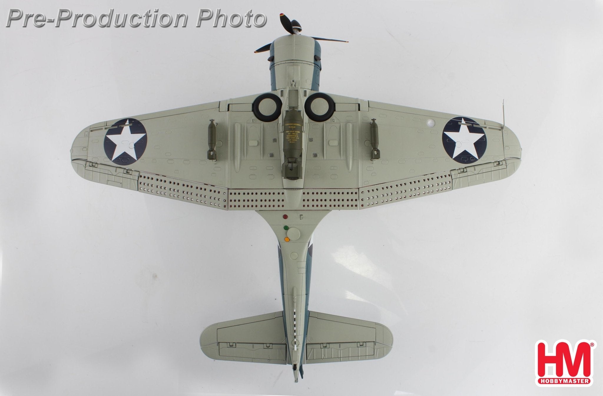 Maquette Avion Hobby Master HA0130 - Douglas SBD-4 Dauntless - 1/72 - USS Independence 1943