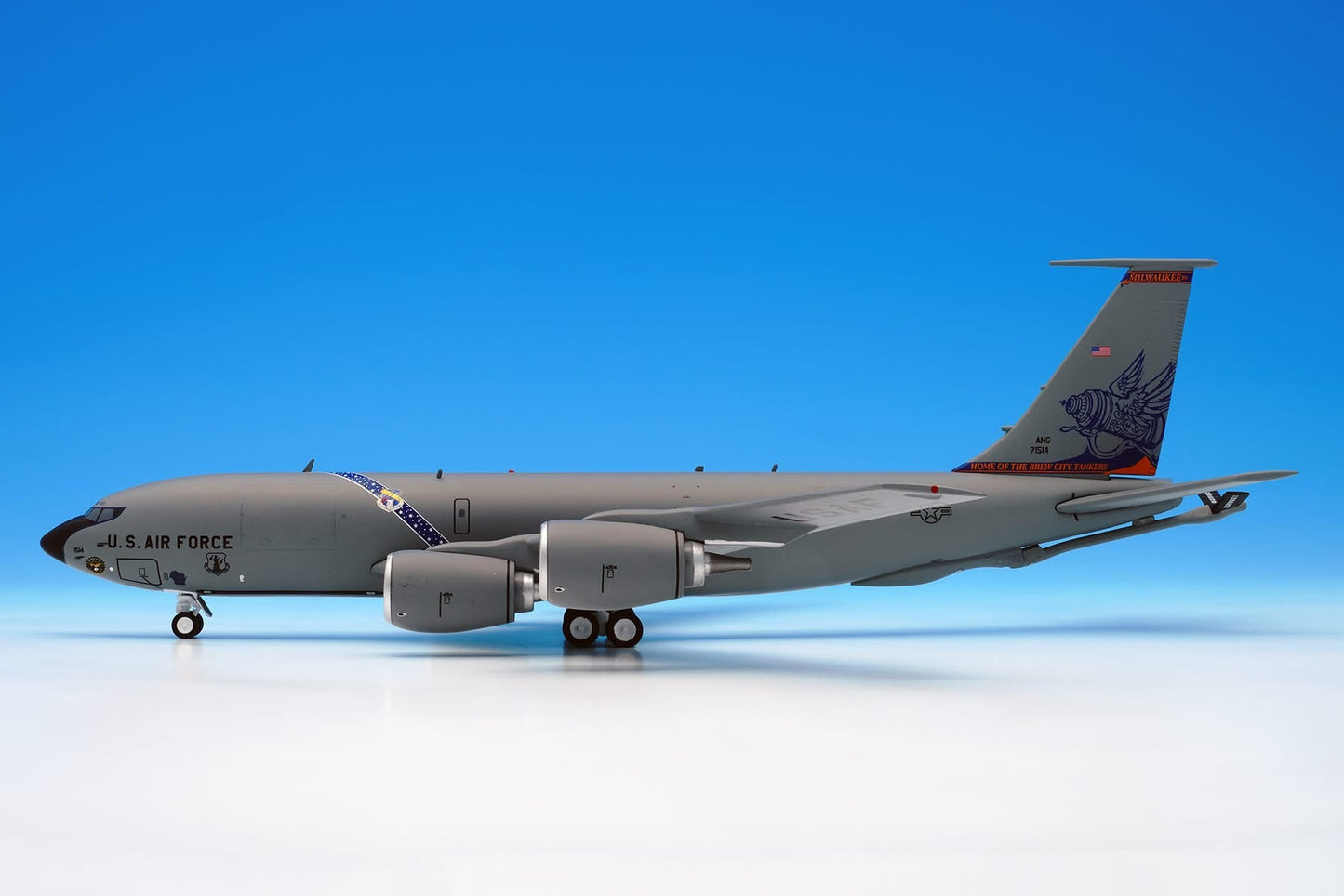MTS Exclusive MTS135USAF1514 1:200 Boeing KC-135R Stratotanker 57-1514 128th ARW, Wisconsin ANG Signature Edition