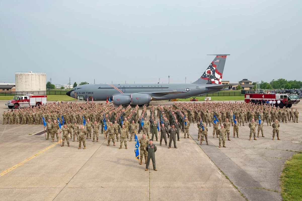 MTS Exclusive MTSUSAF8013 1:200 KC - 135R Stratotanker 63 - 8013 121st ARW Ohio ANG Double Signature Edition