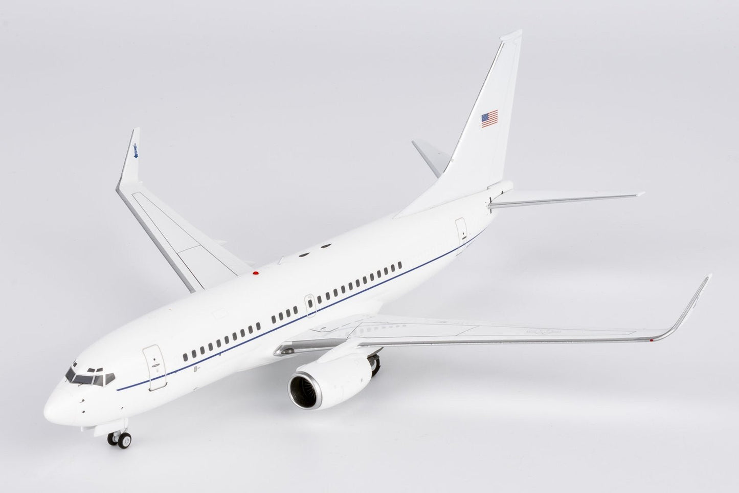 NG Models 05009 1:200 USA - Air Force C - 40C (737 - 700 BBJ) 02 - 0202 (white fuselage)