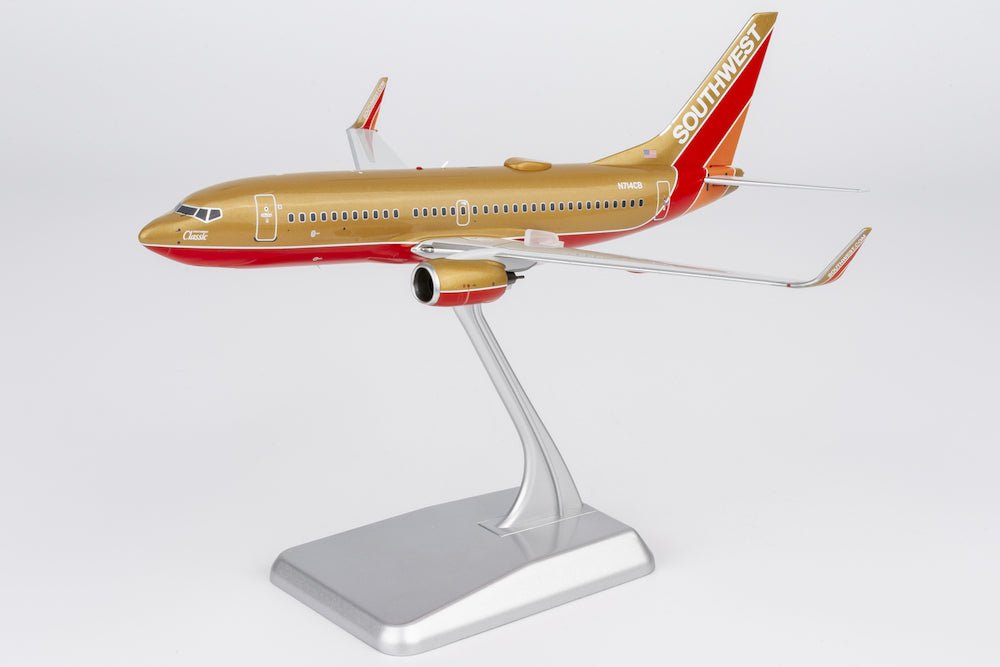 NG Models 05030 1:200 Southwest Airlines 737 - 700/w N714CB (Desert Gold retro livery)
