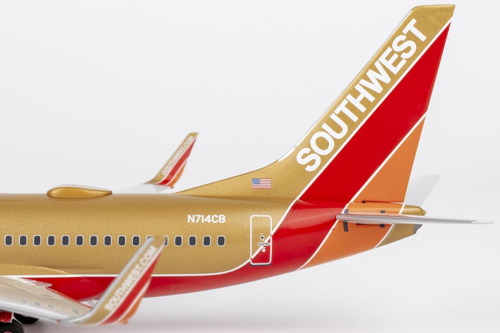 NG Models 05030 1:200 Southwest Airlines 737 - 700/w N714CB (Desert Gold retro livery)