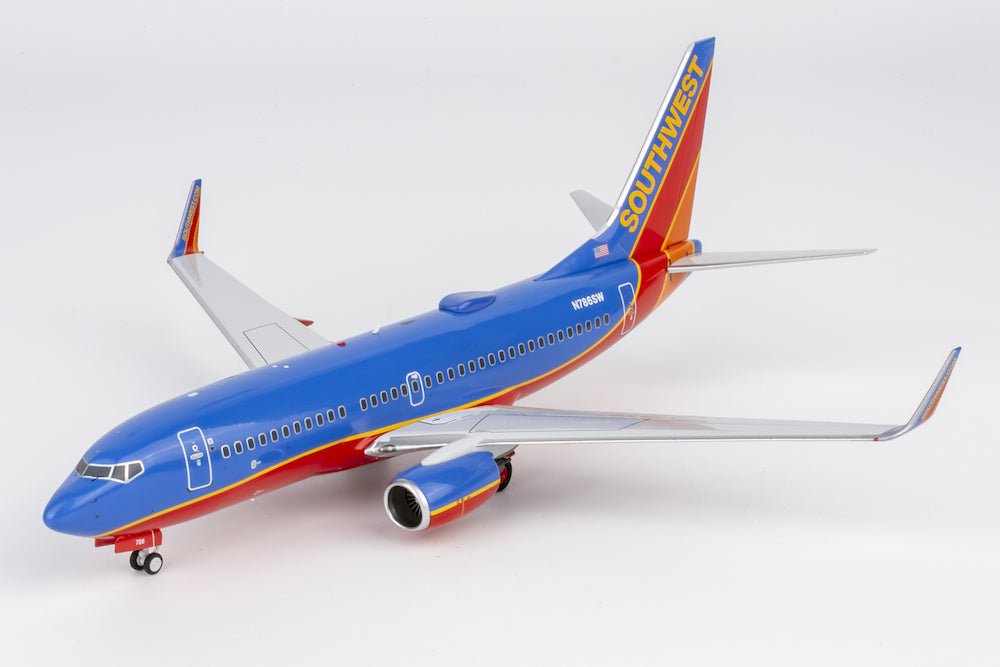 NG Models 05032 1:200 Southwest Airlines 737 - 700/w N786SW (Canyon Blue livery)