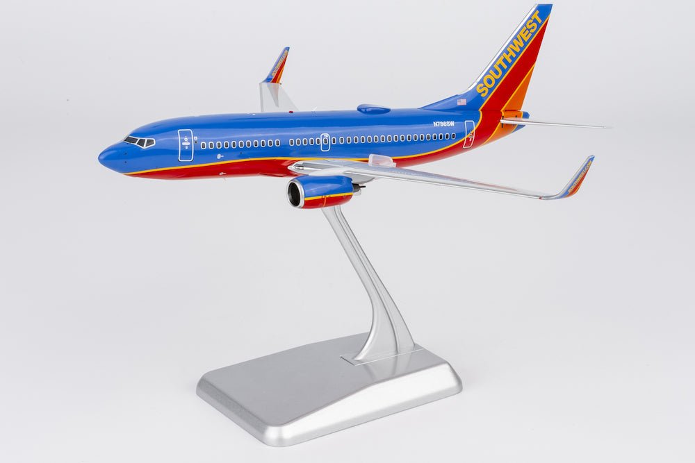 NG Models 05032 1:200 Southwest Airlines 737 - 700/w N786SW (Canyon Blue livery)