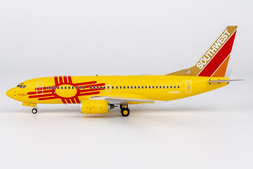 NG Models 05039 1:200 Southwest Airlines 737 - 700 N781WN (New Mexico One)