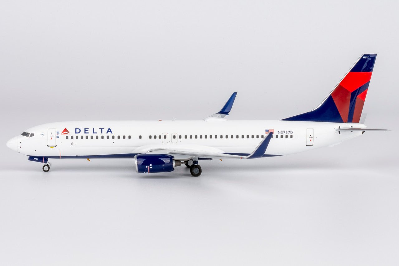 NG Models 08061 1:200 Delta Air Lines 737 - 800/w N3757D