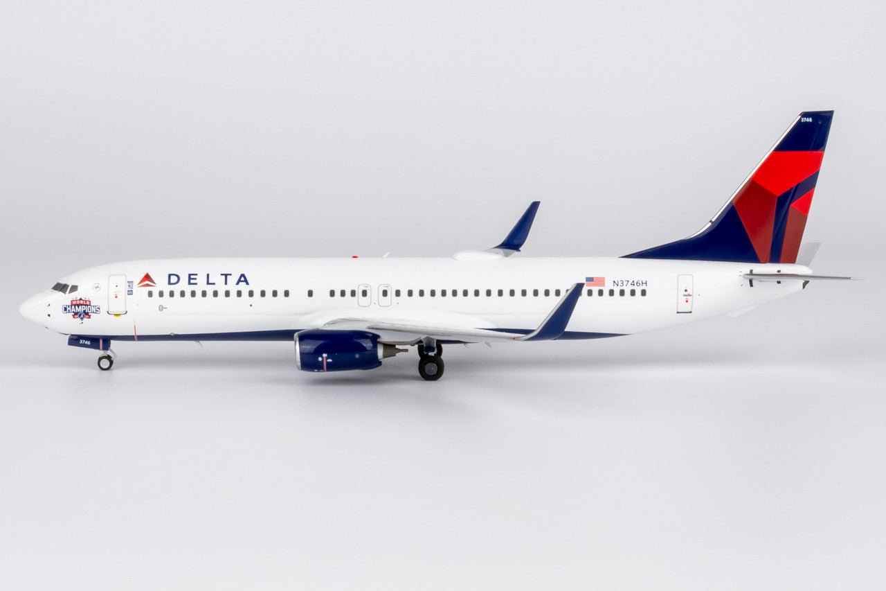 NG Models 08062 1:200 Delta Air Lines 737 - 800/w N3746H (Atlanta Braves' World Champions)