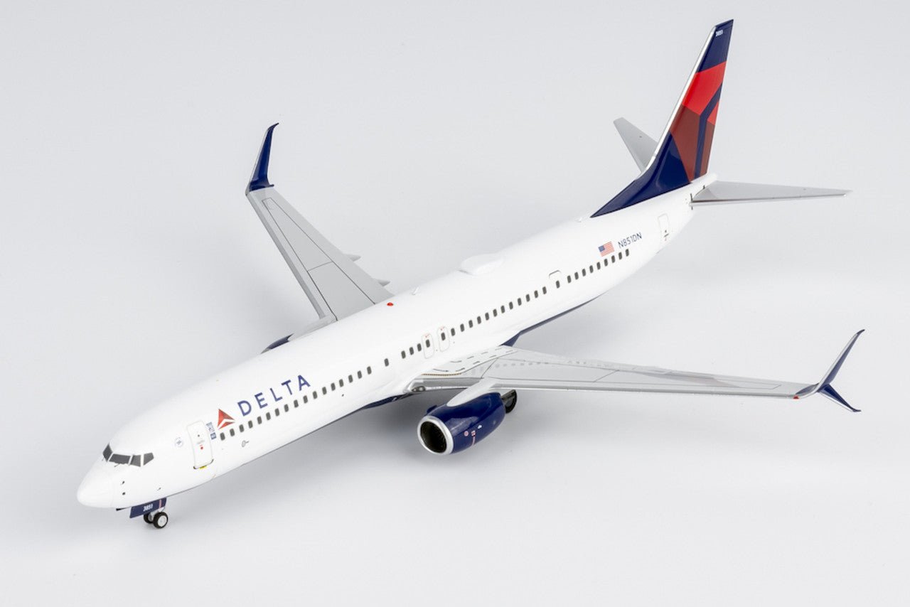 NG Models 09008 1:200 Delta Air Lines 737 - 900ER/w N851DN (with scimitar winglets)