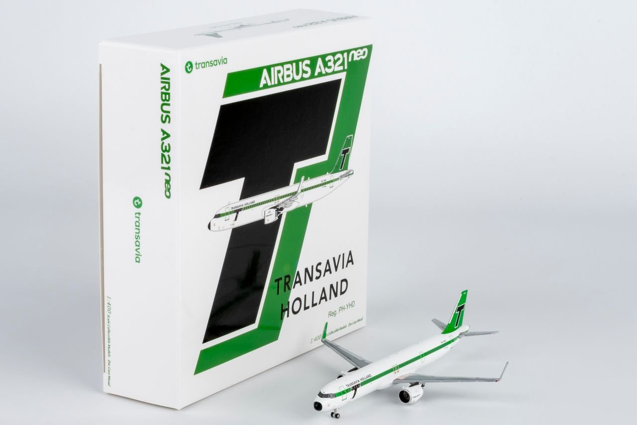 NG Models 13139 1:400 Transavia A321neo PH - YHD (1960s Retro colors)