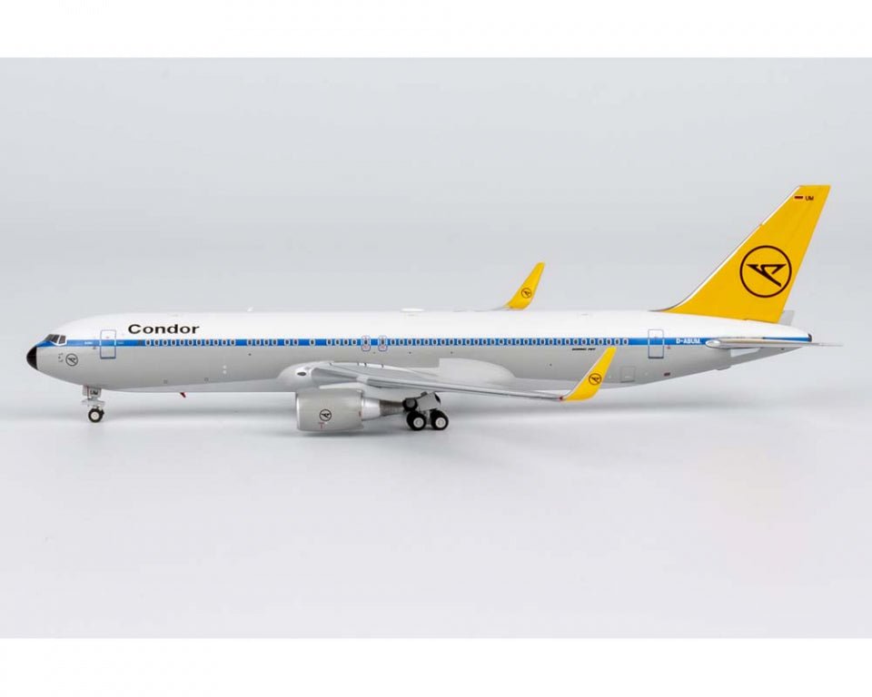 Boeing 767-300 Scale Models Collection – MTS Aviation Models