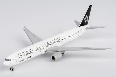 NG Models 18002 1:400 United Airlines 767 - 400ER N76055 (Star Alliance livery)