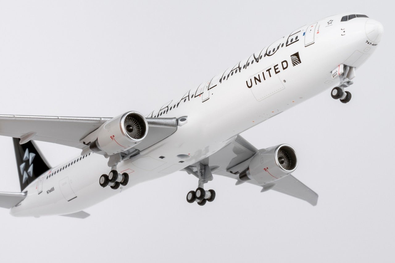 NG Models 18002 1:400 United Airlines 767 - 400ER N76055 (Star Alliance livery)