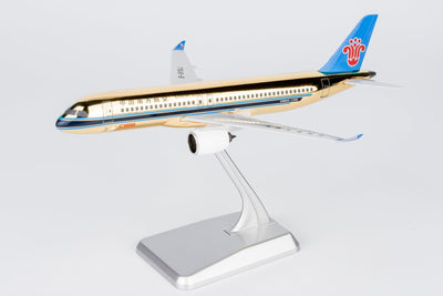 NG Models 24054 1:240 China Southern Airlines C919 B - 919J