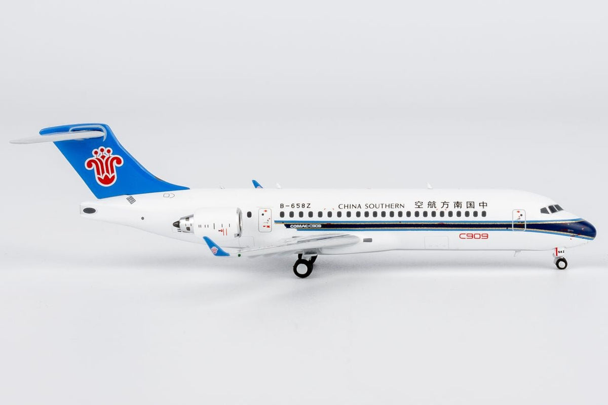 NG Models 24064 1:400 China Southern Airlines C909 B - 658Z