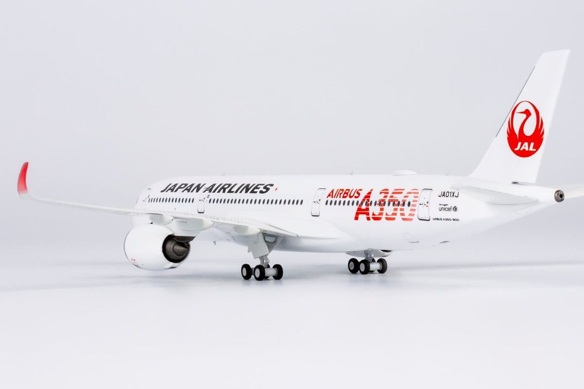 NG Models 39095 1:400 Japan Airlines (JAL) A350 - 900 JA01XJ (red "AIRBUS A350" titles)