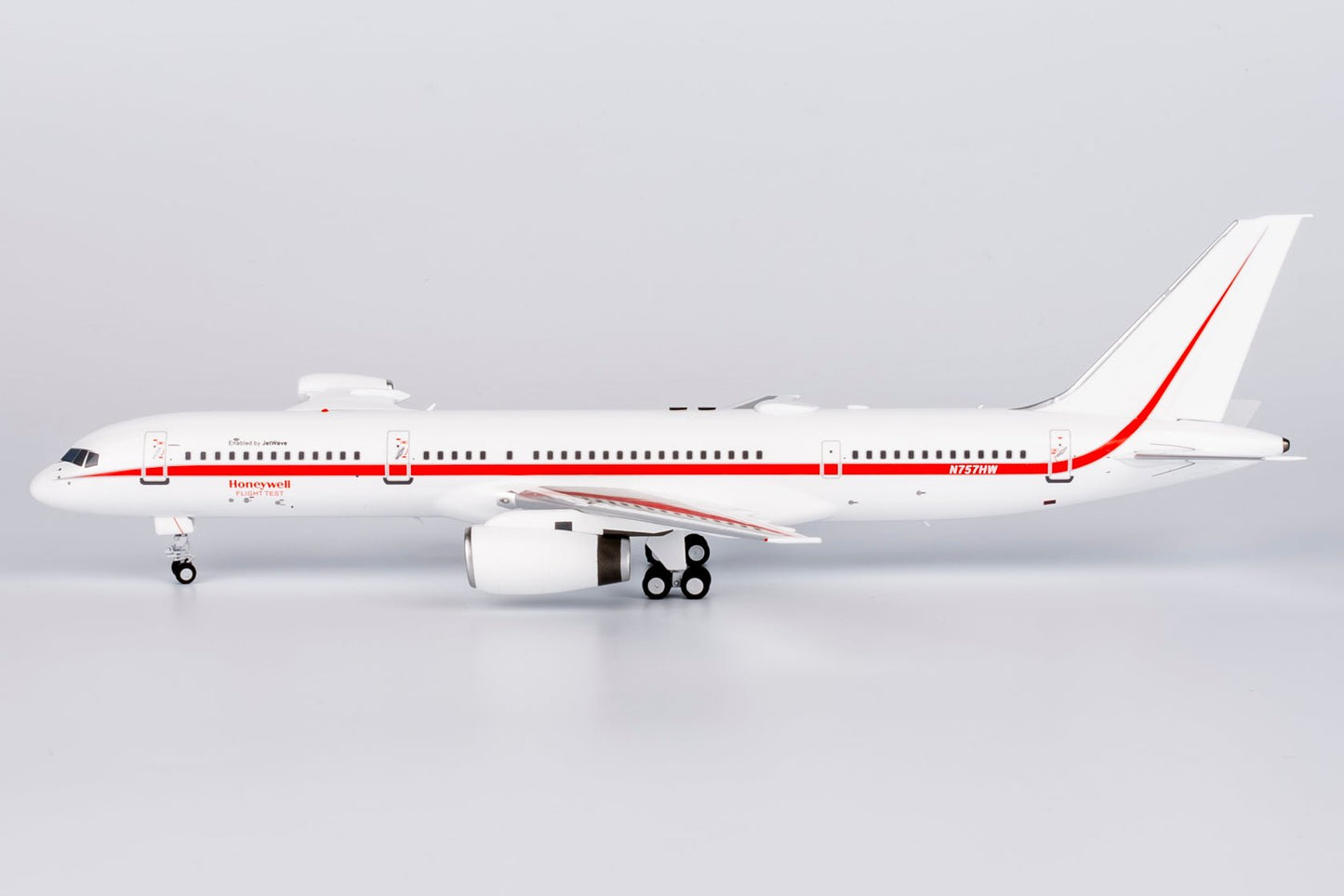 NG Models 42040 1:200 Honeywell Aviation Services 757 - 200 N757HW (old livery; with test engine "RB11")